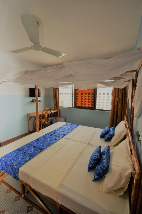 B&B Chez Rita โกโตนู ภายนอก รูปภาพ